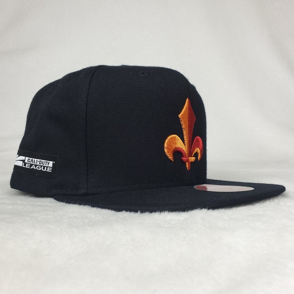 Paris Legion Call of Duty Mitchell & Ness Snapback Hat Cap 3D Logo Black NWT - Picture 3 of 8